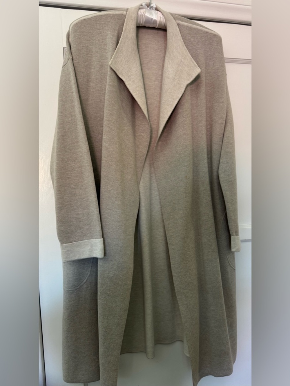 J Jill taupe/cream lightweight knit coat